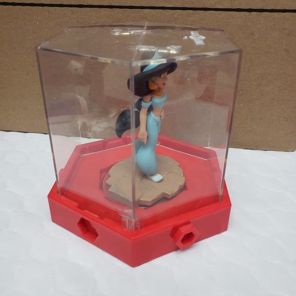 Disney Infinity Jasmine Figure With Display Case - Picture 2 of 4